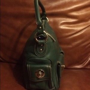 BCBGMaxAzria Bags - BCBGMAXAZRIA Evergreen Leather Satchel BCBGMaxAzria Bags - BCBGMAXAZRIA Evergreen Leather Satchel
